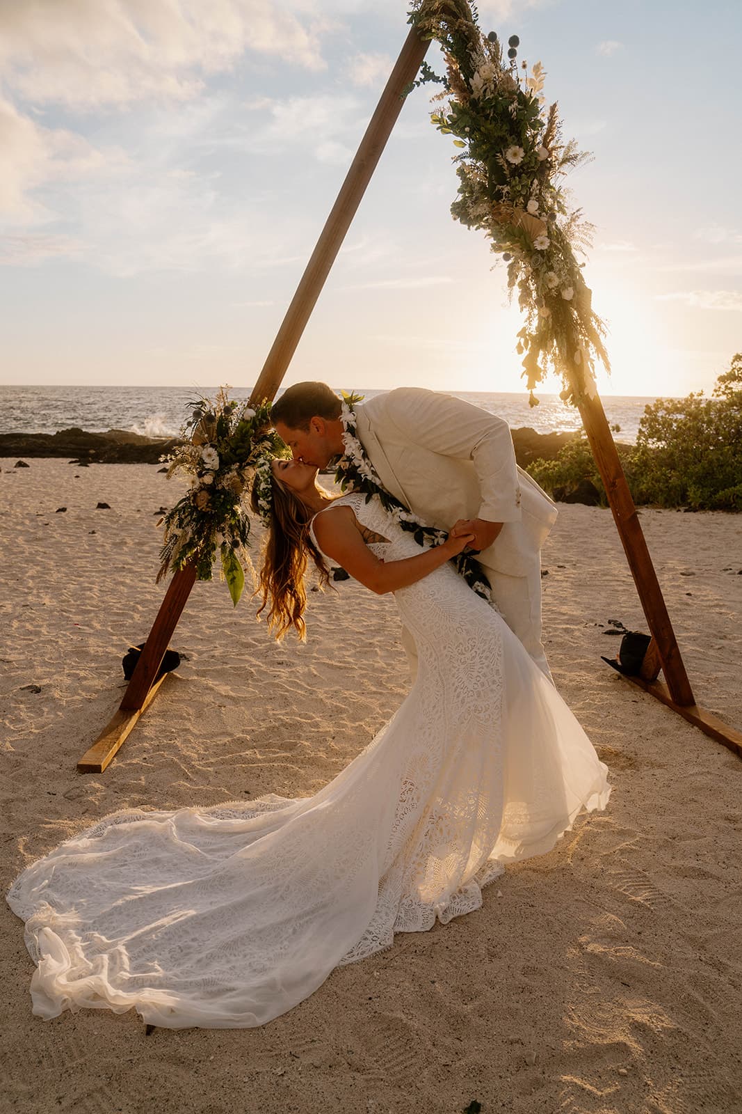 Maui wedding photography packages for dreamy and romantic shots