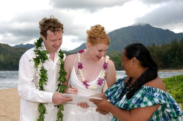 Hanalei Colony Resort - Salt Drifter Photography - Hanalei, HI - Photographer capturing your romantic Hawaiian wedding at our enchanting venue.