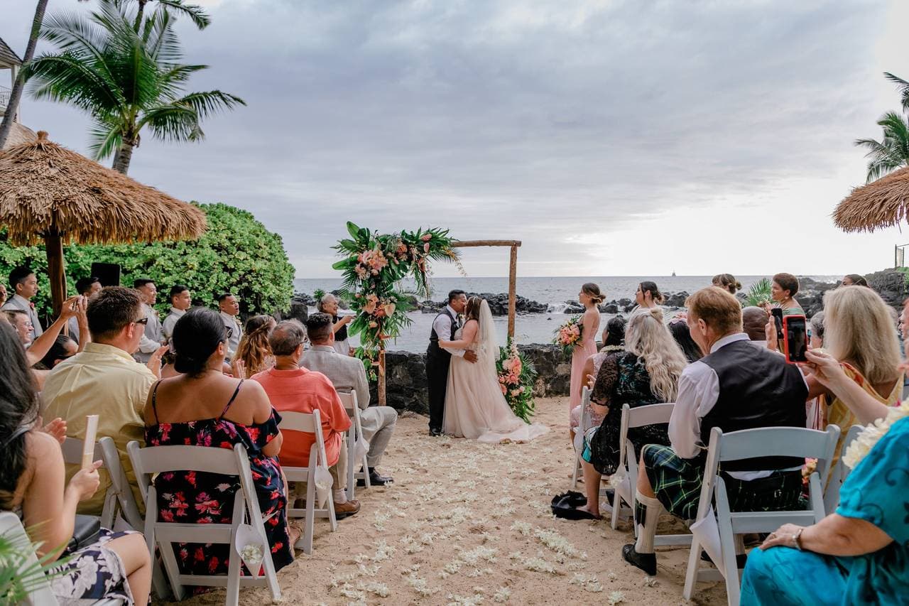 Photographer Alt Tag: "Salt Drifter Photography at Royal Kona Resort - Capturing Beautiful Moments in Kailua Kona, HI"