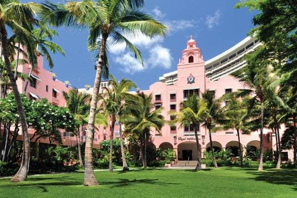 Photographer at The Royal Hawaiian - Oahu, HI. Capturing your special moments at this luxury resort venue. Book Salt Drifter Photography.