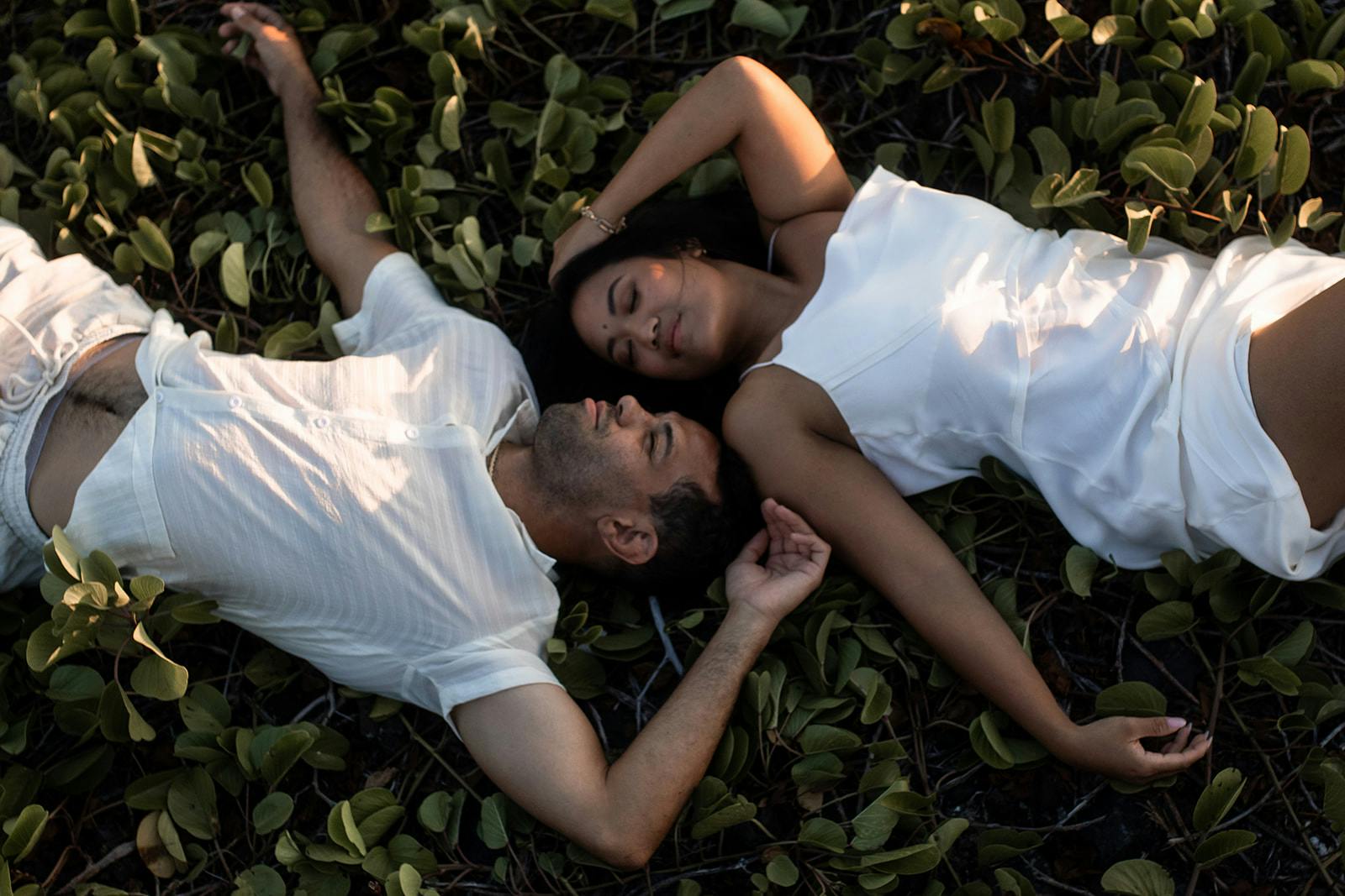 Maui couples photographer for stunning couples portraits