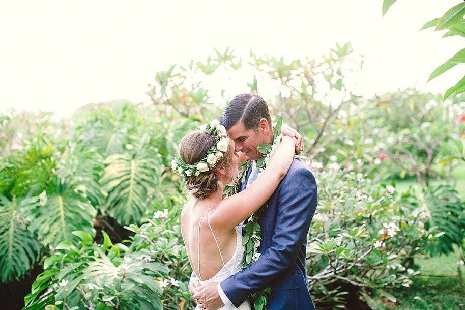 Alt Tag: "Outdoor garden wedding photography at National Tropical Botanical Garden in Koloa, HI by Salt Drifter Photography"